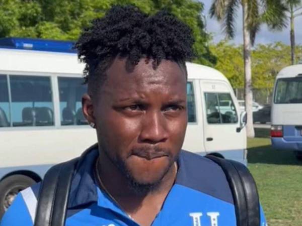 Carlos Mejía se mostró agradecido por su aporte al gol del triunfo y pidió paciencia a la afición hondureña