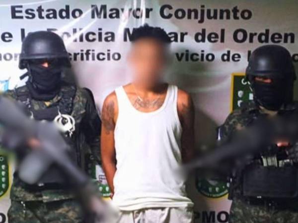 Alias “Saico” fue detenido por la PMOP durante un operativo en Tegucigalpa, donde se decomisaron presuntas drogas.