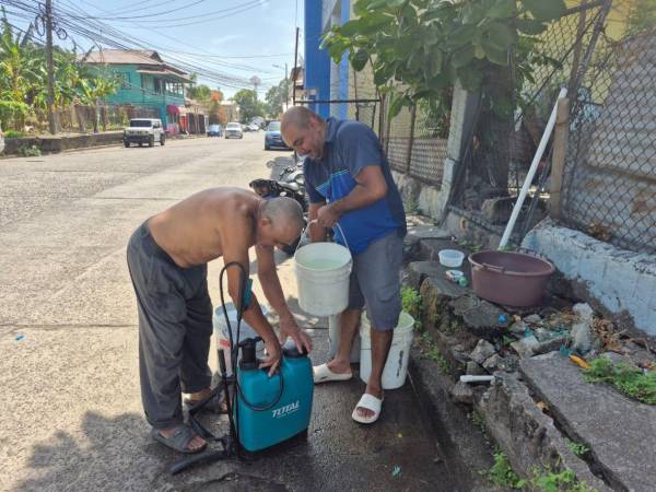 La Novia de Honduras vive su peor crisis de agua potable debido a daños en motores provocados por la sequía y la quema de equipos por apagones de energía.