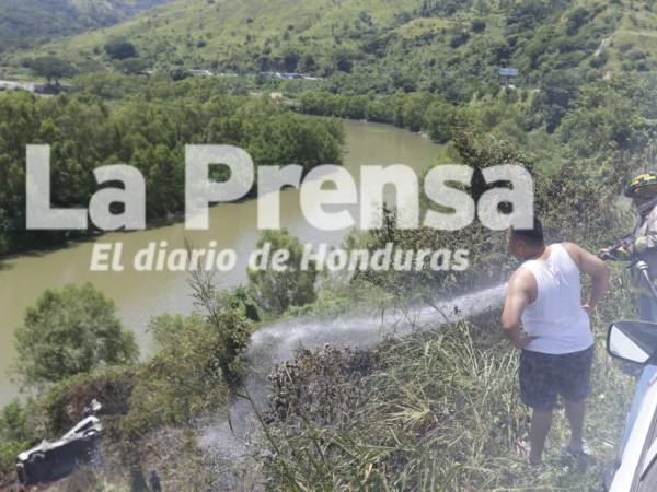 Las autoridades han confirmado dos víctimas mortales, pese a que se mencionaba que eran cuatro. Seis personas llevadas al hospital Mario Catarino Rivas.