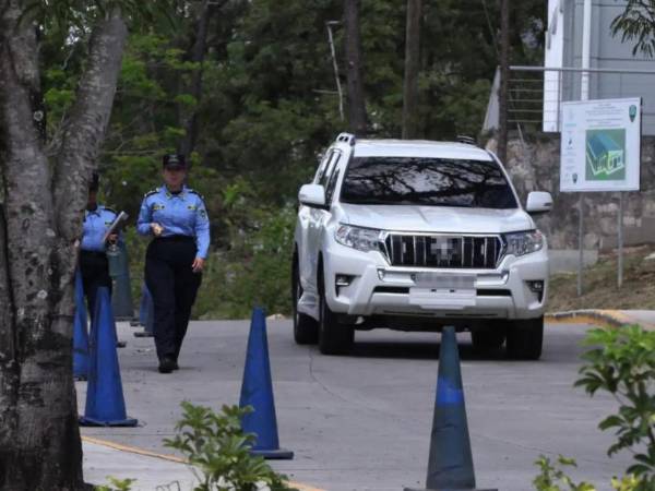 La Secretaría de Seguridad alquiló camionetas del año en 2025 por más de 1,300 millones de lempiras.