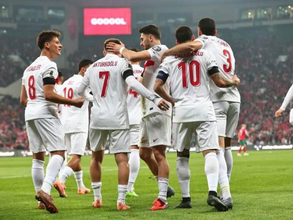 El Mundial 2026 ya está llenando sus cupos y las Eliminatorias de la UEFA también han estado al rojo vivo. Una reconocida selección tiene la oportunidad de clasificar directamente, pero para ello deberá recetar paliza a una campeona del mundo.