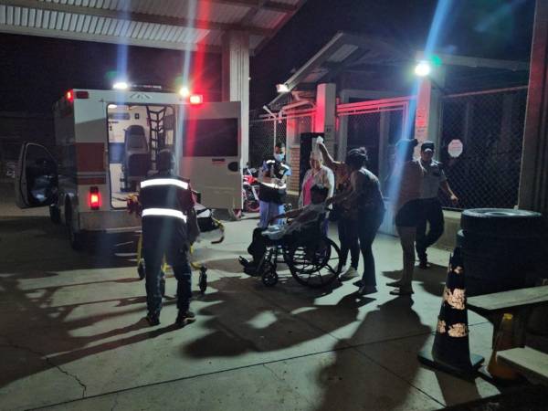 Un joven resultó gravemente herido tras ser apuñalado mientras jugaba un partido de fútbol en Guiamaca, Francisco Morazán, zona central de Honduras.