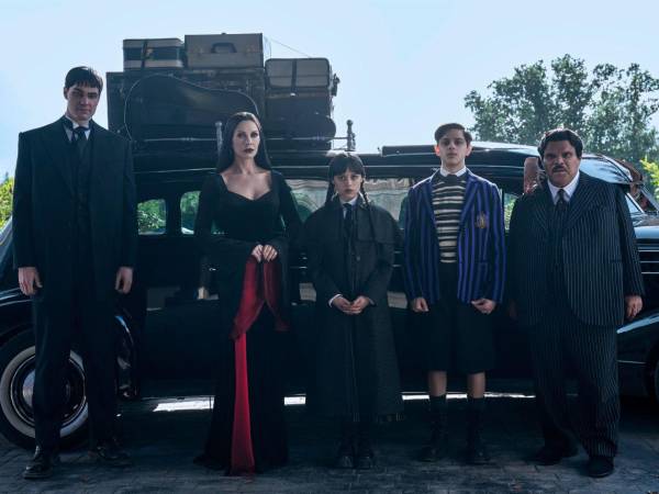 <b>Wednesday Addams y el regreso a la academia Nevermore</b>La serie de Netflix protagonizada por Jenna Ortega vuelve este miércoles 6 de agosto para una segunda temporada que se dividirá en dos partes y, junto a la hija de los Addams, son varios los regresos e incorporaciones en un elenco que también sufrirá alguna polémica ausencia.