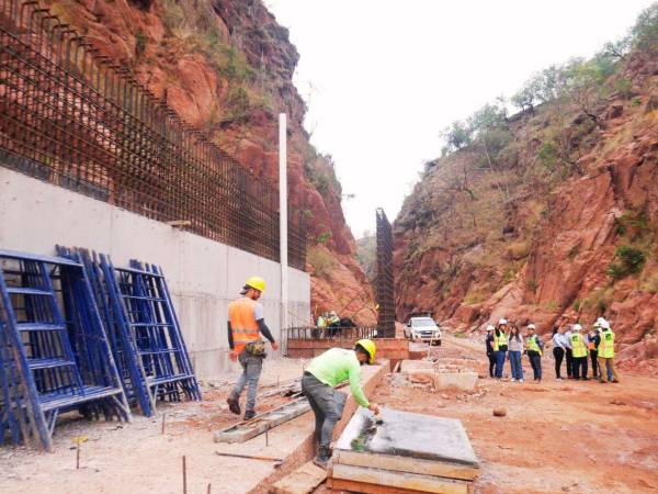 La represa San José registra un avance del 46 %, según la AMDC, como parte de los proyectos estratégicos reactivados durante los primeros 106 días de gestión municipal.