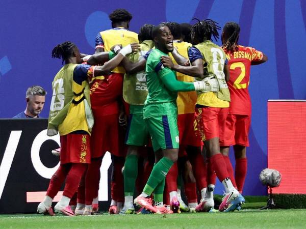 Jugadores de República Democrática del Congo celebrando.
