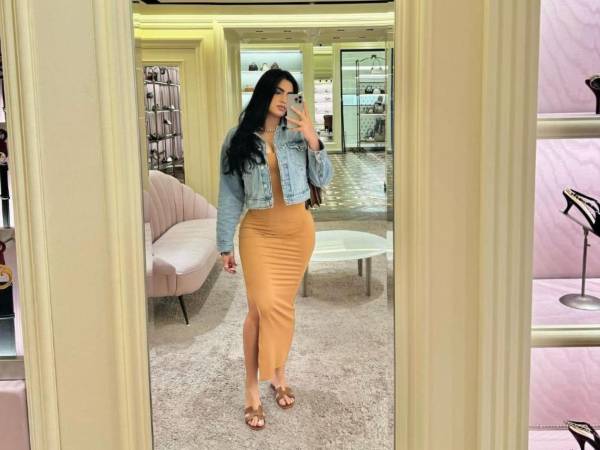 La reconocida tiktoker hondureña, Roxanna Somoza, volvió a ser el centro de atención luego de un acontecimiento que detalló en un en vivo de TikTok.