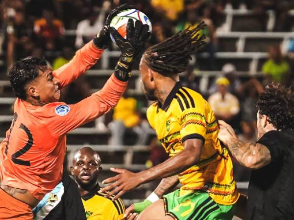 Jamaica y Guatemala protagonizaron una intensa batalla.