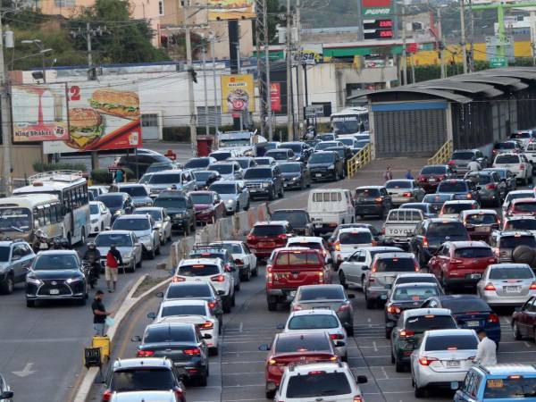 El Gobierno de la República anunció la implementación de la modalidad de teletrabajo para el personal no esencial de la administración pública centralizada y descentralizada, como parte de una serie de medidas orientadas a optimizar el consumo de combustibles frente al incremento de los precios a nivel internacional.