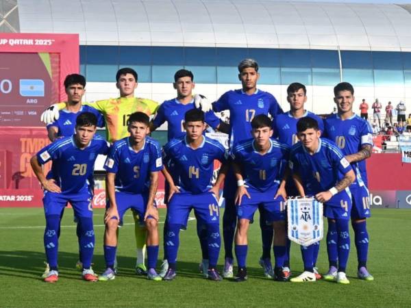 Argentina arrasa a Fiyi y termina primera de su grupo en el Mundial Sub-17
