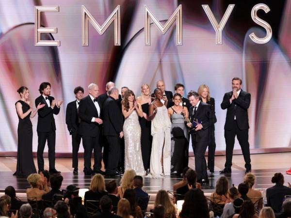 El acuerdo fue calificado de histórico al romper relación de los Premios Emmy con la televisión tradicional