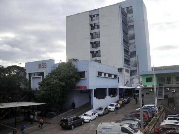 La medida aprobada por la Comisión Interventora del Seguro Social aplica a los colegios profesionales universitarios, bancos y cooperativas, según informaron las autoridades del IHSS.