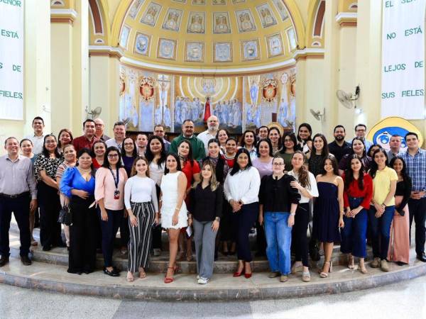Con misa, reconocimientos y sorteos, el diario líder celebró un nuevo aniversario .