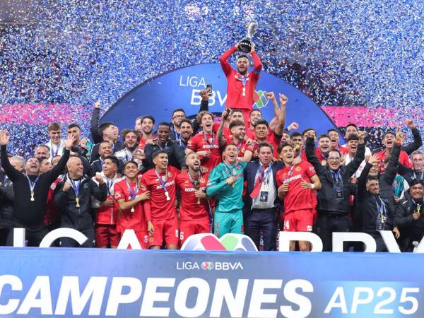 Toluca se coronó bicampeón de la Liga MX tras ganar a Tigres en los penales.