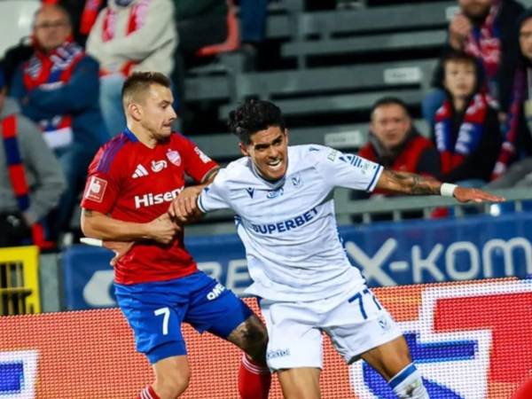 Luis Palma se fue expulsado en el inicio del segundo tiempo.