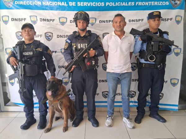 El detenido fue identificado como Deris Enrique Flores Maradiaga.