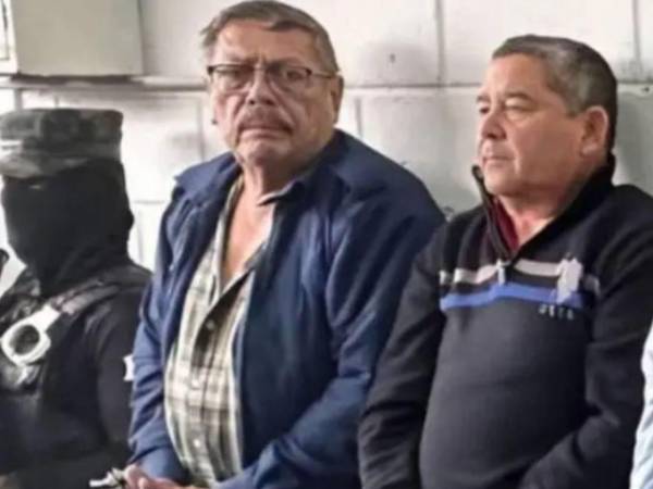 Fotografía de archivo de la captura de los excomandantes militares vinculados al caso de Isy Obed Murillo.