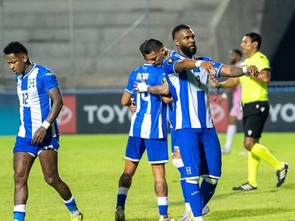 La Selección de Honduras enfrenta de visita a Islas Caimán en las eliminatorias de la Concacaf.