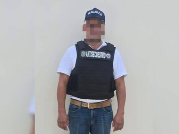 Momentos del rescate del comerciante.