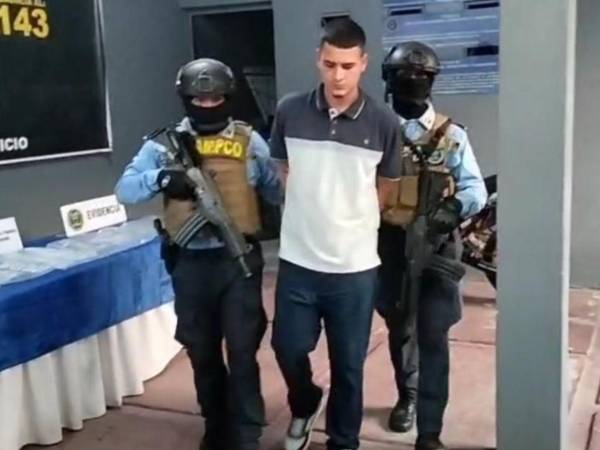 De acuerdo con el informe, el sospechoso ya había sido detenido en seis ocasiones entre 2021 y 2026.