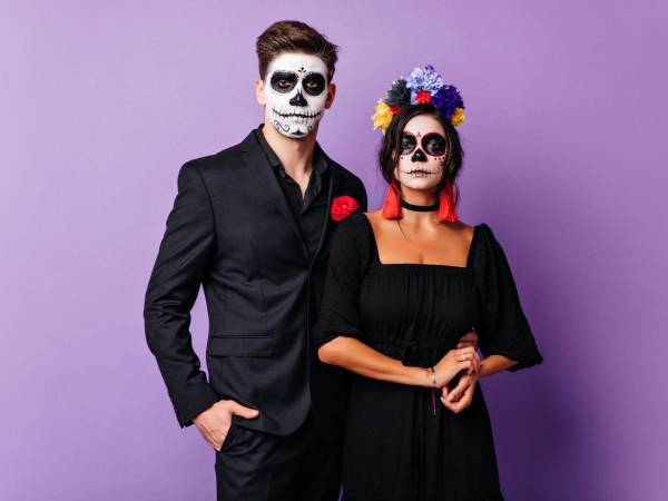 Este año los disfraces de pareja apuestan por lo reconocible, lo narrativo y lo personalizable.