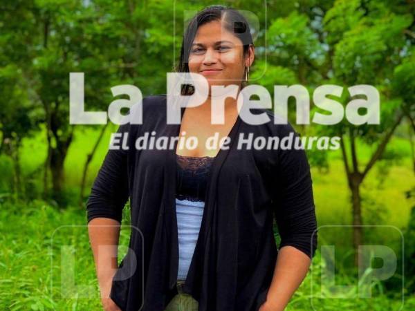 Foto en vida de Karla Daniela Rubio Martínez, de 35 años, ella fue la mujer que murió en el accidente de un rapidito en el barrio Guamilito de San Pedro Sula, la noche del martes 16 de diciembre.