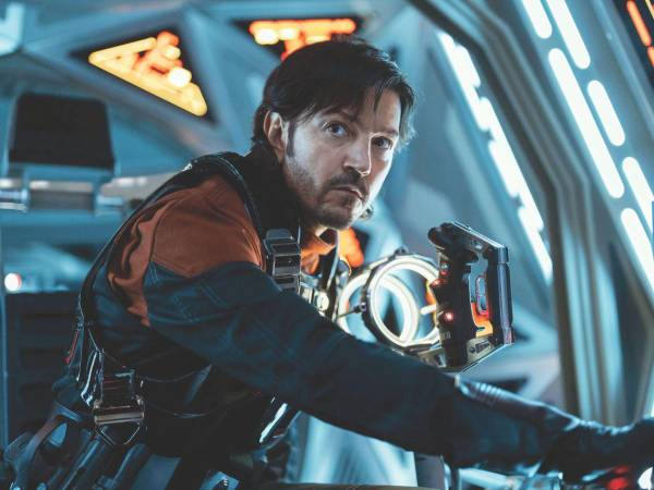 Más acción, más drama y, sobre todo, más peligro y oscuridad marcan la segunda y última temporada de “Andor”, la serie más destacada del universo Star Wars, protagonizada por Diego Luna, con una trama que enlaza directamente con “Rogue One”.