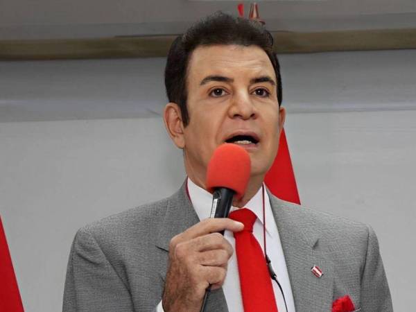 Salvador Nasralla es el candidato presidencial del Partido Liberal para las elecciones del 30 de noviembre de 2025 en Honduras.
