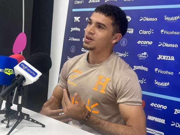 Erick Puerto habló ante los medios que cubren a la Selección de Honduras en Segovia, España.