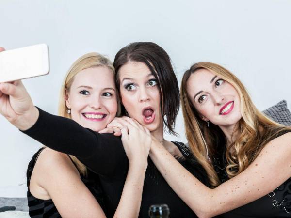Tus amigas pueden ser grandes aliadas durante tu etapa de solería, hacer planes juntas puede ayudarte a sentirte mejor en días que extrañas a tu ex.