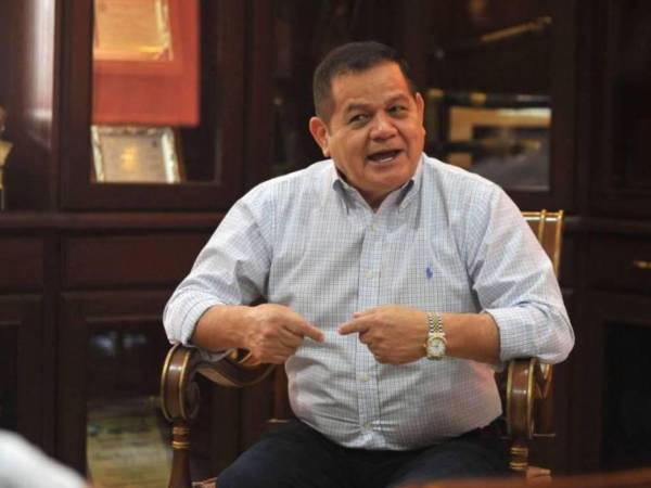 Romeo Vásquez, general en condición de retiro es acusado por el Ministerio Público por los delitos de homicidio y lavado de activos.