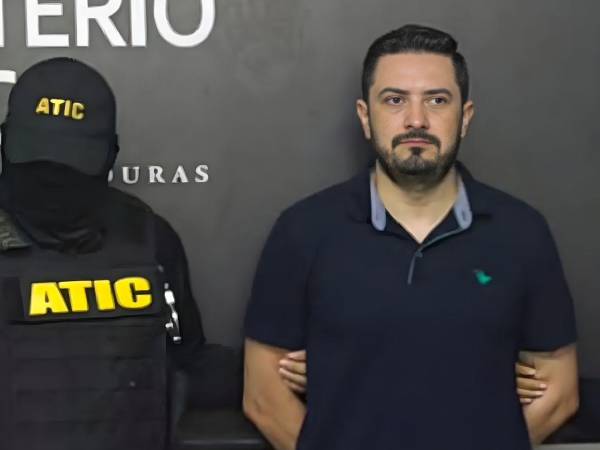 La absolución deja sin efecto la condena de cinco años de prisión a los que Carlos Guevara había sido condenado.