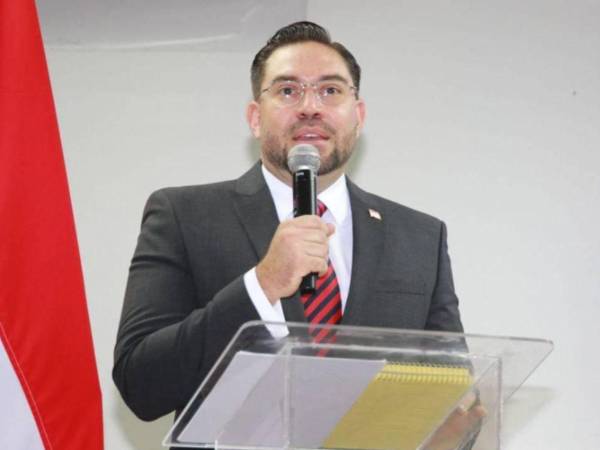 Jorge Calix es diputado por el Partido Liberal.
