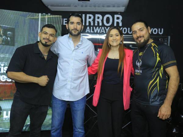Héctor Altamirano, Daniel Avilez, Claudia Avilez y Marlon Fajardo