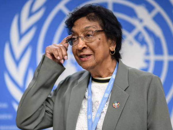 Navi Pillay durante una conferencia.