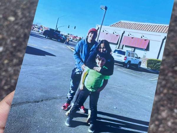 El hondureño Willian Castillo vive junto a su familia en Arizona.