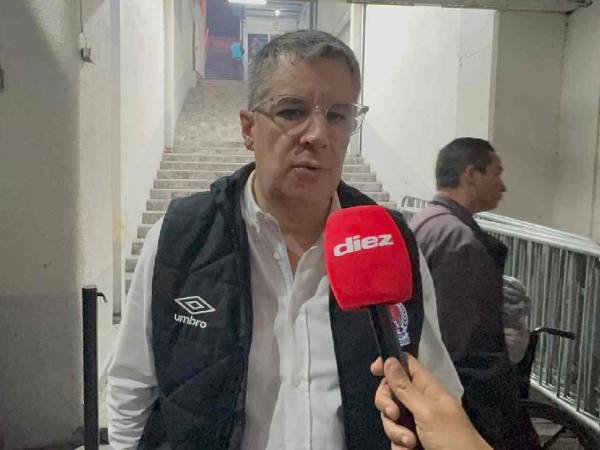 Rafael Villeda valoró el triunfo de Olimpia ante Motagua en el Estadio Nacional por las triangulares.