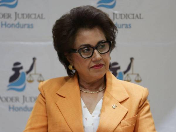 Obando indicó que presentó un informe ante los magistrados para exponer su versión de los hechos.