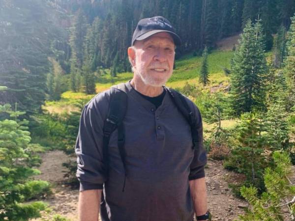 La muerte de Chuck Norris no solo marcó el adiós de una leyenda del cine de acción, sino que también abrió la conversación sobre el patrimonio que construyó a lo largo de décadas de carrera.