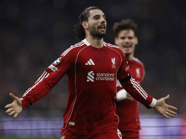 El Liverpool goleó y roza el boleto a los octavos de final de la Champions League.