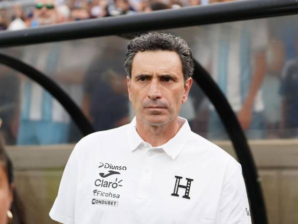 José Francisco Molina destacó cosas positivas que hizo la Selección de Honduras contra Argentina.