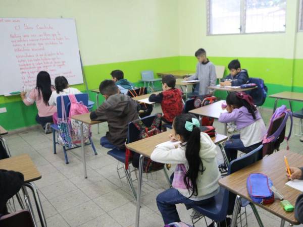 Debido a las necesidades del mercado laboral, miles de hondureños estudian inglés desde temprana edad.