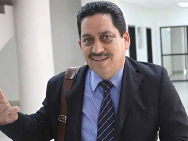 René Altamirano era reconocido en la zona norte del país por su trayectoria como abogado penalista y por su participación en casos de alto perfil en el país.