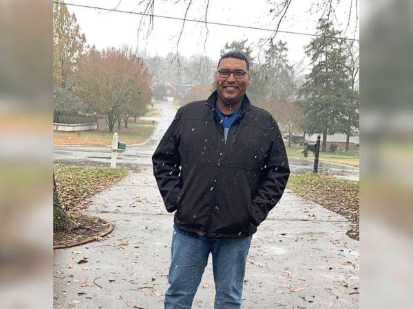 Fotografía en vida de Jorge Eliud Galindo Thompson, fallecido mientras trabajaba en Miami, Estados Unidos.