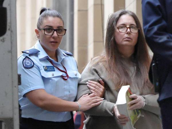 Lo que comenzó como un almuerzo familiar terminó en una tragedia que estremeció a todo el país. La justicia australiana declaró el 7 de julio culpable a <b>Erin Patterson</b>, de 49 años, por el envenenamiento de cuatro personas tras servir un <i>beef Wellington</i> con champiñones letales en la localidad rural de Leongatha, en julio de 2023.