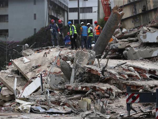 Venezuela actualiza cifras del desastre sísmico: 2.645 muertos y 12.666 heridos.