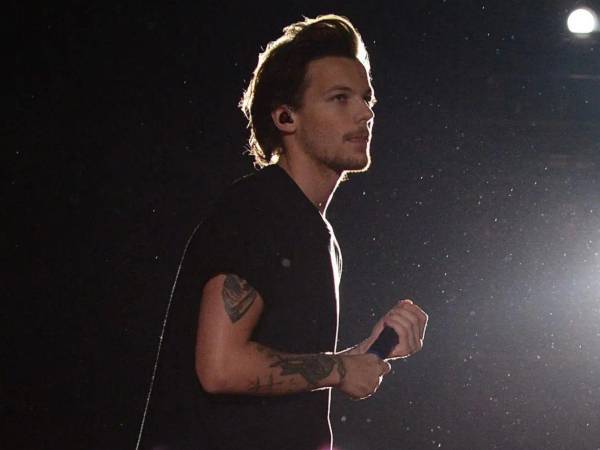 Louis Tomlinson se encuentra en un buen momento y se refleja en un próximo disco alegre y cálido.