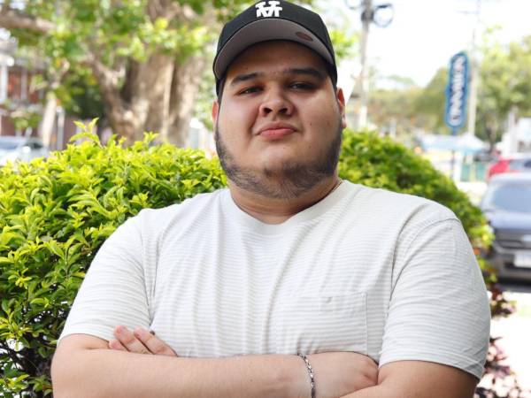 Johan David Reyes, orgullo hondureño, llevará su talento y pasión por el violín a Estados Unidos, donde continuará su formación profesional gracias a una beca para estudiar Educación Musical.