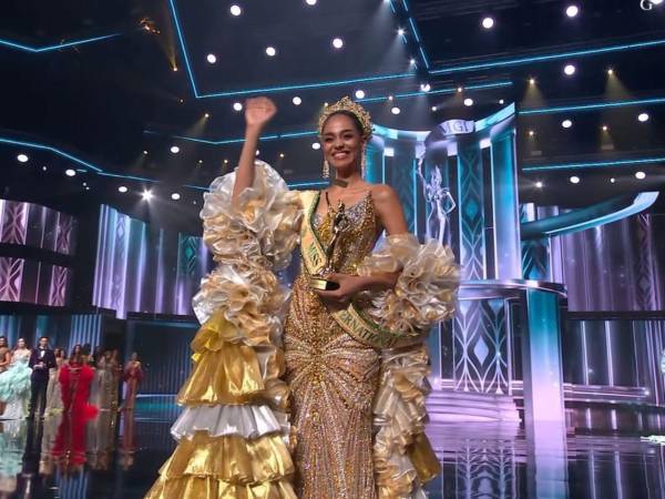 La historia de los concursos internacionales de belleza sumó un capítulo inédito este sábado 10 de octubre. Jihan Mohin Dimachk, representante de Tanzania, se coronó Miss Grand International 2026 y se convirtió en la primera reina africana en conquistar el título, un triunfo que marca un precedente para el continente.