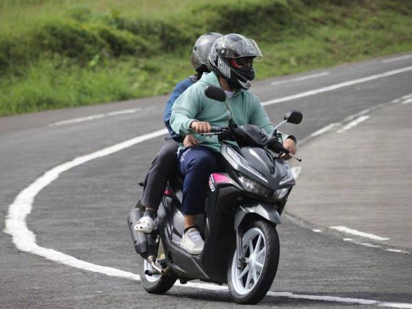 El Congreso aprobó restricciones para motociclistas y nuevas condiciones de reclusión para personas vinculadas con estructuras criminales.